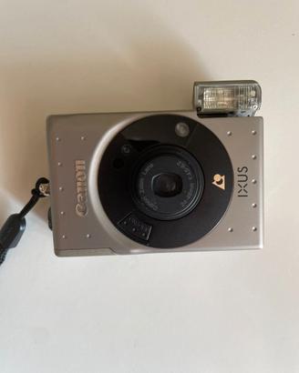 Canon IXUS – Fotocamera compatta APS analogica