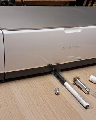 Plotter da taglio Cricut Maker (CXPL301) + Accesso