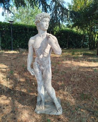Antiche statue da giardino 