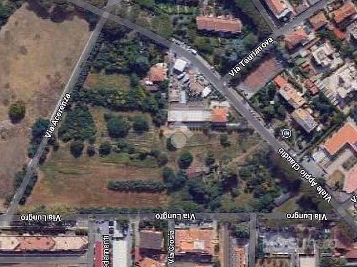 Tomt, 35000 m²