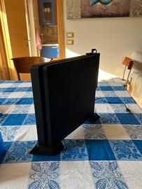 Playstation 4 slim +7 giochi