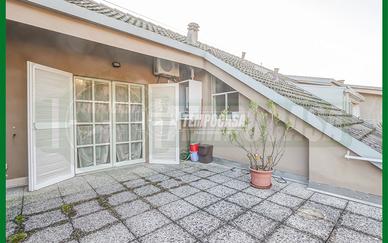 BILOCALE CON AMPIO TERRAZZO