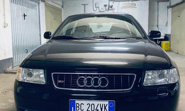 AUDI S3 1.8 Turbo Quattro 210 cv