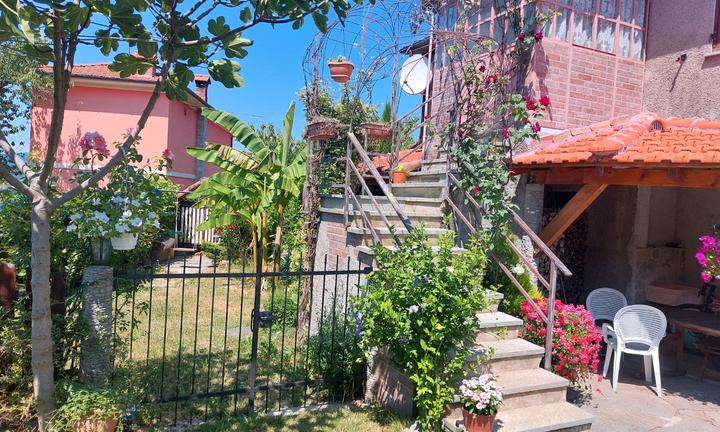 Appartamento in casa bifamigliare