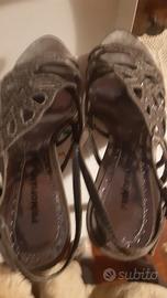 sandalo grigio con brillantini