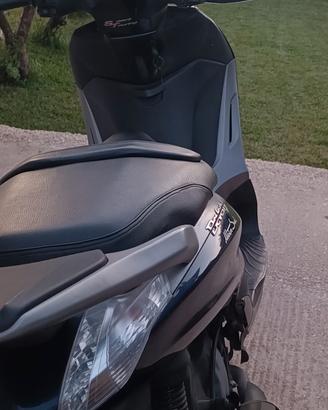 Piaggio Beverly 350 