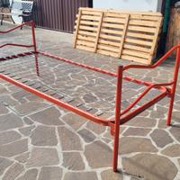 Letto singolo metallo rosso