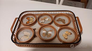 vassoio e sottobicchieri vintage con farfalle 