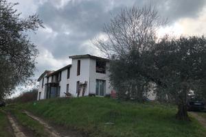 Villa 500 mq piscina tenuta Montelibretti (Roma)