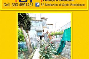 Singola con doppio ingresso e giardino