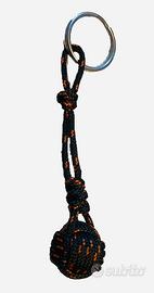 Portachiavi paracord pugno di scimmia