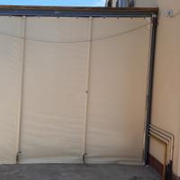 Porta scorrevole tipo a soffietto per esterni