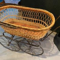 CARROZZINA ANTICA '800