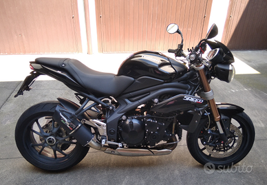 Triumph speed triple 1050 2011