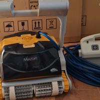 Robot Dolphin Maxi Kart by Maytronics 