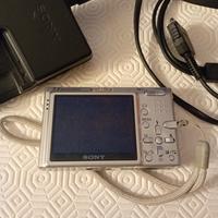 macchina fotografica Sony ciber shot 