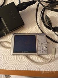 macchina fotografica Sony ciber shot 