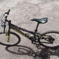 Bicicletta MTB ragazzo cerchi da 24 "/50 cm