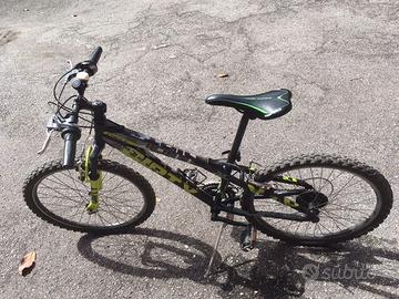 Bicicletta MTB ragazzo cerchi da 24 "/50 cm