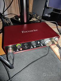 Focusrite Scarlett 2i4