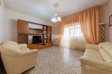 Appartamento 3 vani - Zona vicino al centro e tran