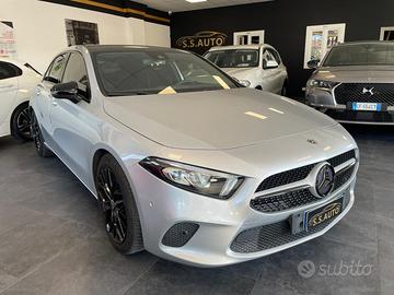 MERCEDES-BENZ A 180 d Automatic Premium