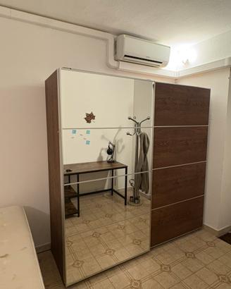 Armadio IKEA 200x200x66 ante scorrevoli e specchio