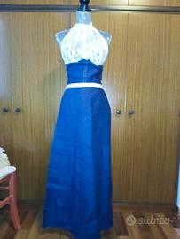 Abito realizzato a mano 