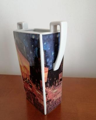 VASO IN PORCELLANA DECORATO