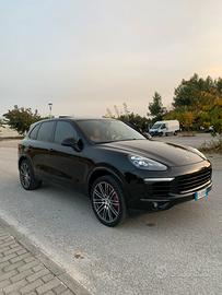 PORSCHE Cayenne 3.0tdi Vers.GTS