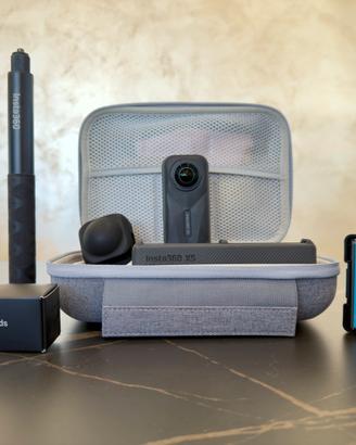 Insta360 X5 Essentials Bundle + Kasco Insta360