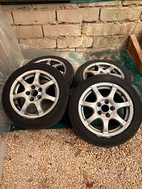 Cerchi in lega 15 pollici per Audi A1/VW con gomme