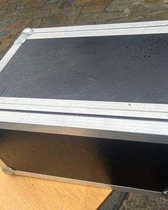 FLIGHT CASE