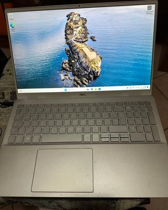 Computer PC notebook DELL Inspiron 5502