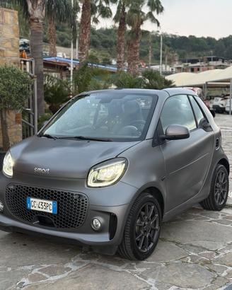 Smart ForTwo EQ cabrio Suitegrey (22kW)