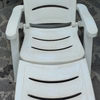 Lettino sdraio in resina estate casa vacanza