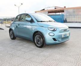 Fiat 500 ICON 43kW BERLINA - LED NAV CARPLAY CAMER