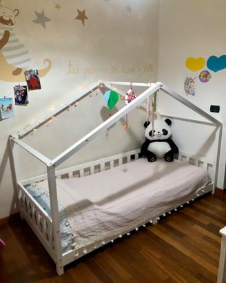 Letto Montessori a casetta per bambini