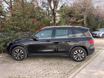 Mercedes GLB 180d