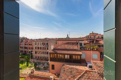 Appartamento di 110 m² con 3 locali a Venezia