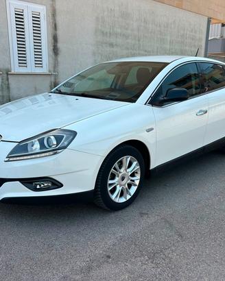 Lancia Delta 1.6 MJT 105 CV 2011