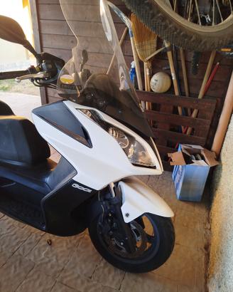 Kymco Downtown 300i ABS (2017) Solo 16500 km