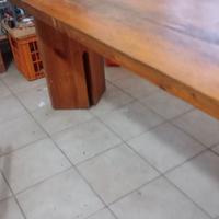 Tavolo legno massello design moderno