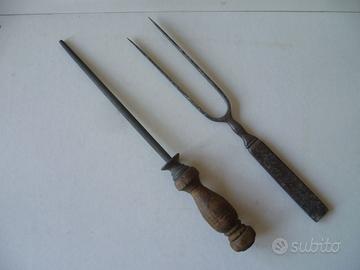 Antichi utensili da cucina acciaino e forchettone