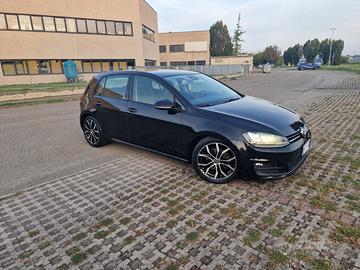 Volkswagen Golf 7 2.0 TDI DSG R-Line full optional