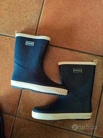 scarponcini per la neve 