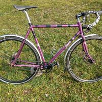Surly Straggler tg 58 - Gravel / Commuting