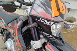 Motard 125 liquido