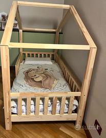 Letto montessoriano a “capanna”