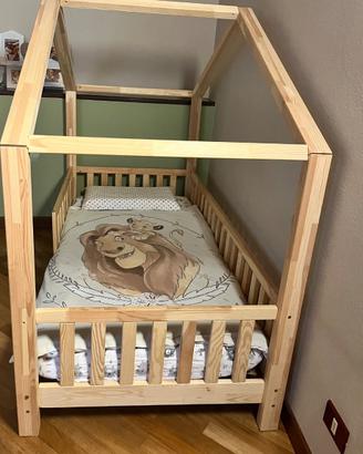 Letto montessoriano a “capanna”
